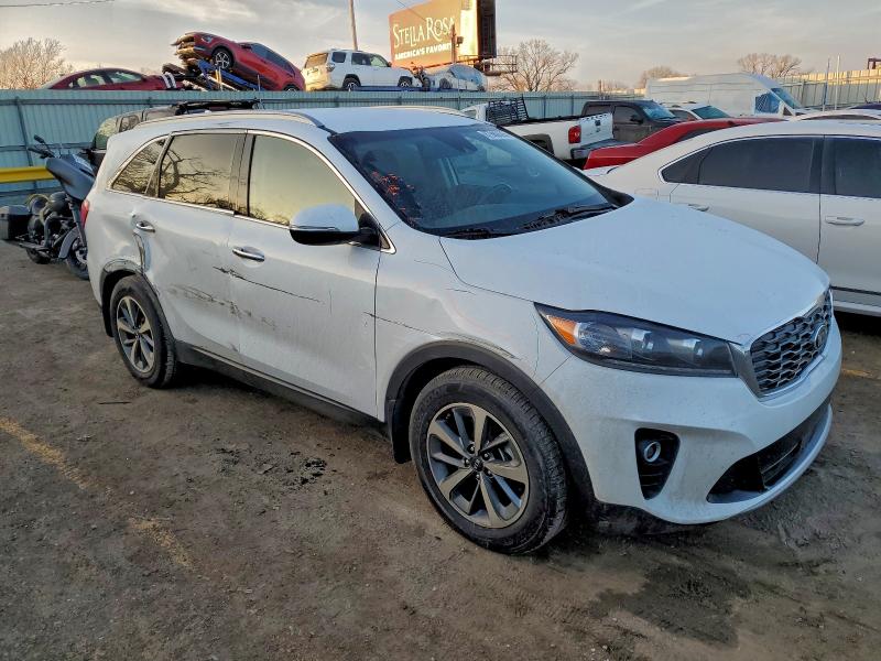 Фото 4 - KIA SORENTO