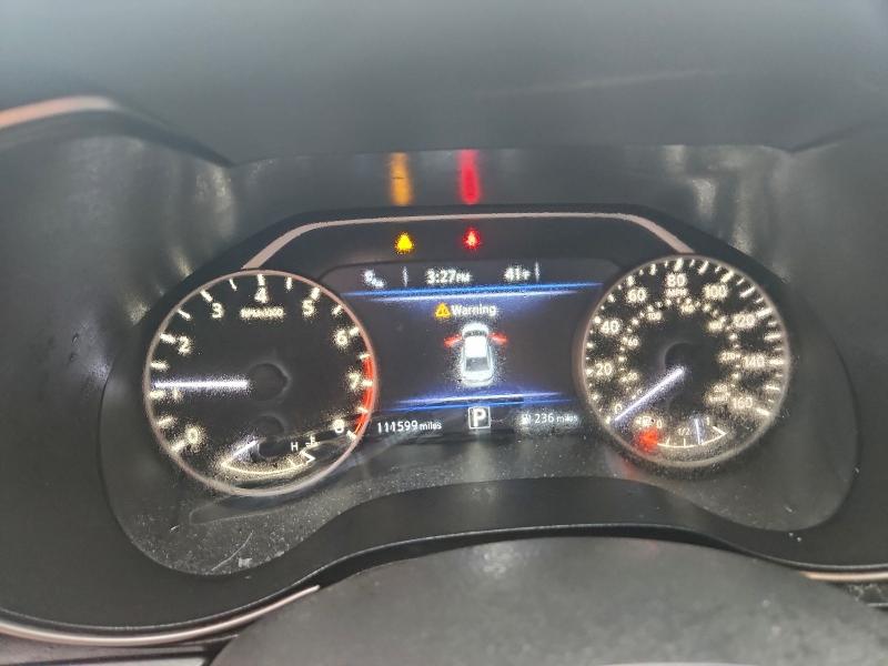 Фото 9 - NISSAN MAXIMA