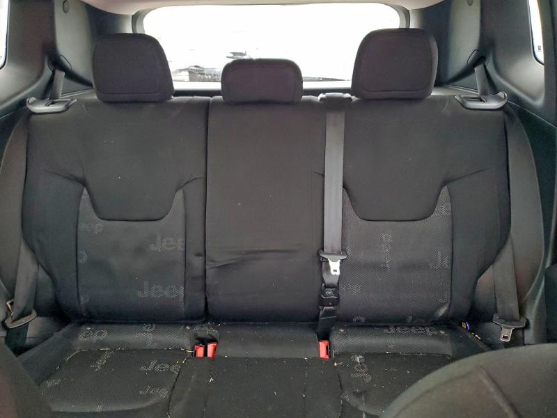 Фото 10 - JEEP RENEGADE