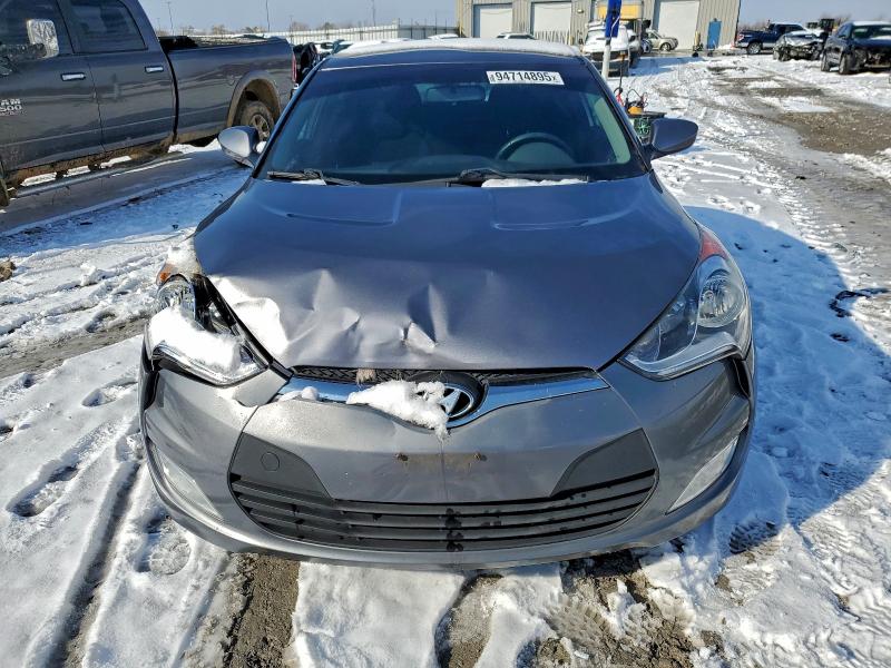 Фото 5 - HYUNDAI VELOSTER