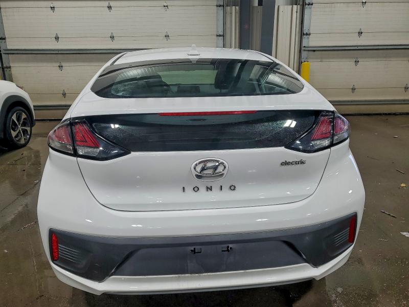 Фото 6 - HYUNDAI IONIQ