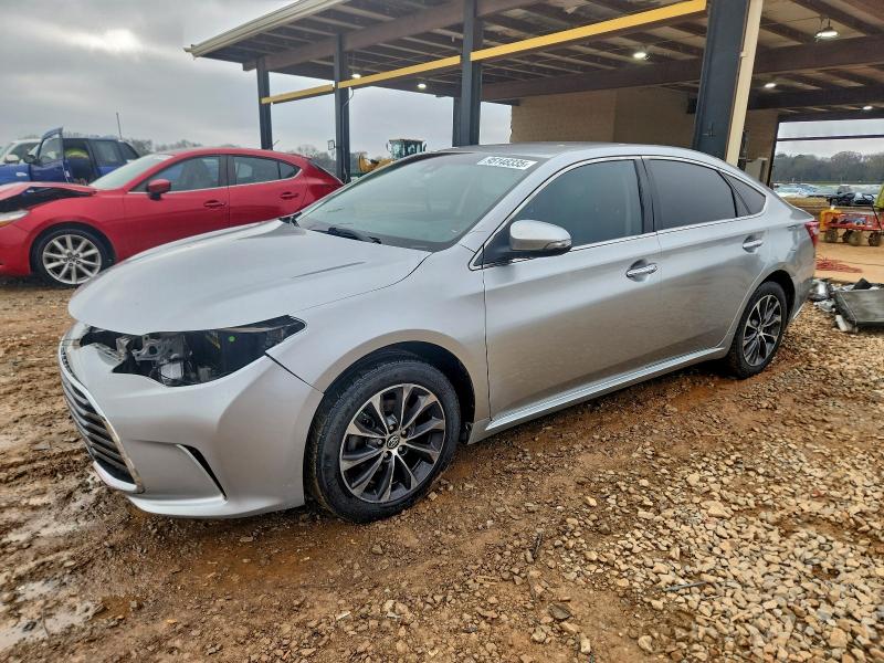 Фото 1 - TOYOTA AVALON