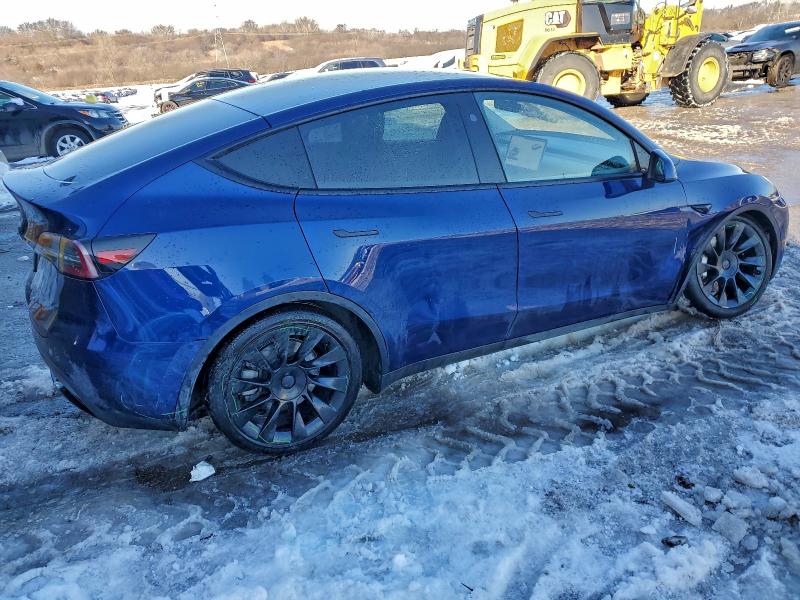 Фото 3 - TESLA MODEL Y