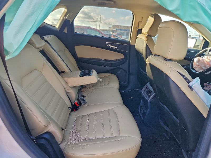 Фото 11 - FORD EDGE