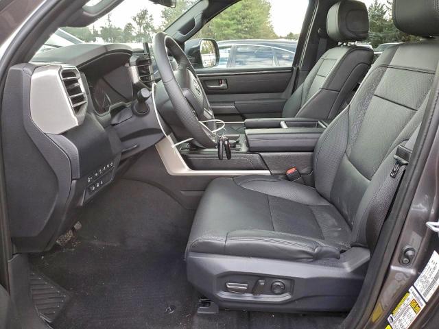 Фото 7 - TOYOTA TUNDRA