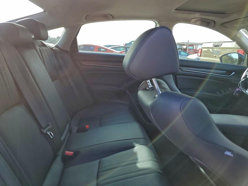 Фото 10 - HONDA ACCORD