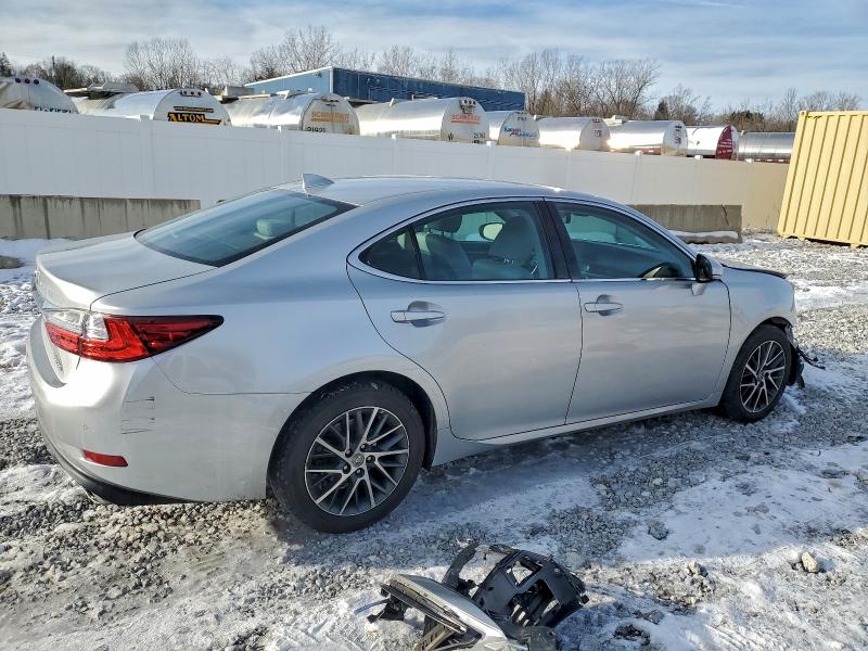 Фото 3 - LEXUS ES350