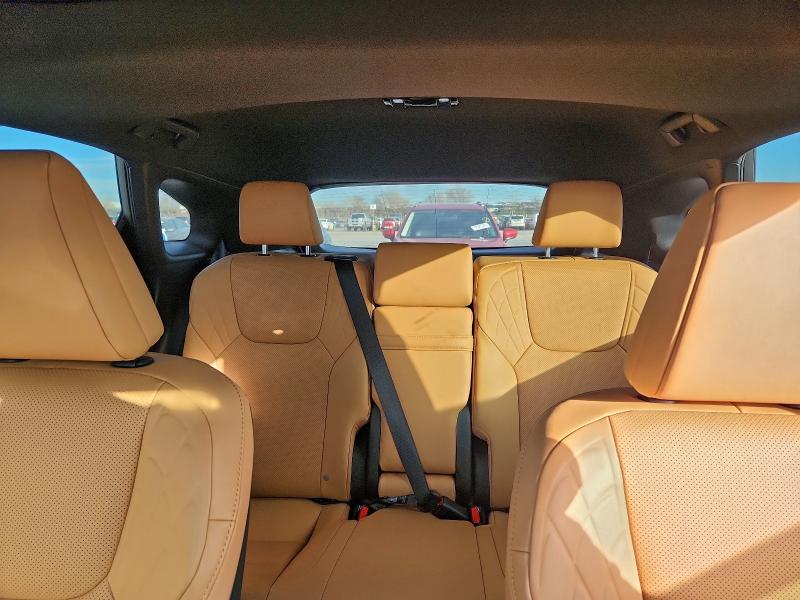 Фото 10 - LEXUS RX350