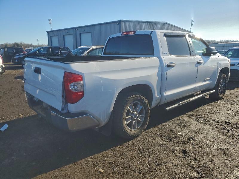 Фото 3 - TOYOTA TUNDRA