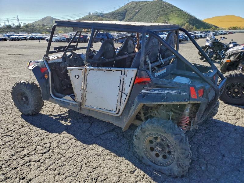 POLARIS SIDEBYSIDE 2011