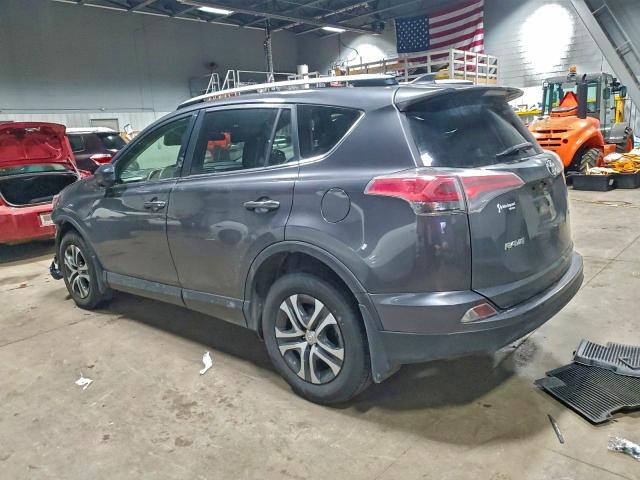 Фото 2 - TOYOTA RAV4