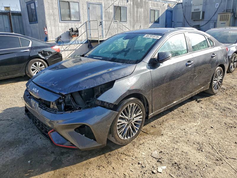 Фото 1 - KIA FORTE