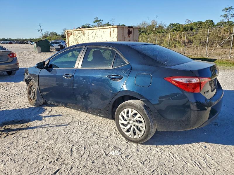 Фото 2 - TOYOTA COROLLA