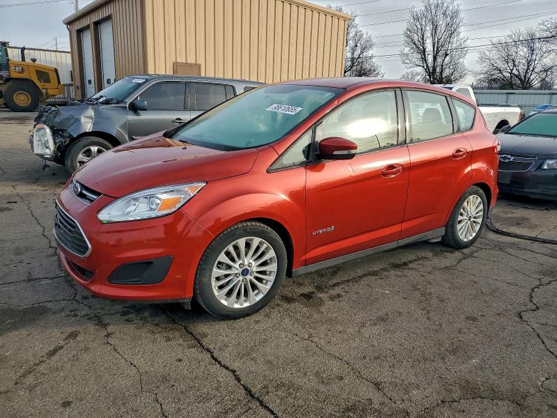 Фото 1 - FORD CMAX