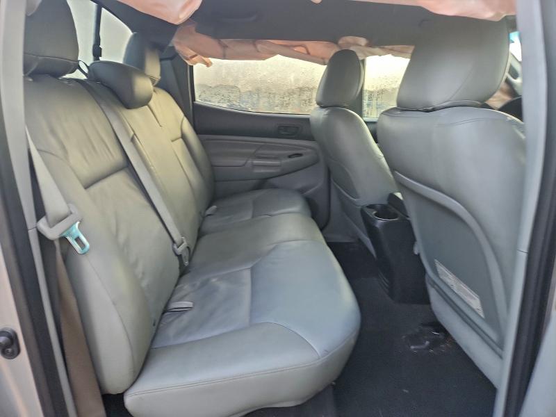 Фото 10 - TOYOTA TACOMA