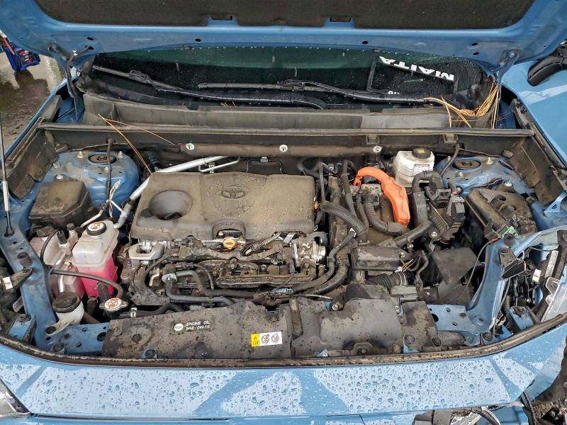 Фото 11 - TOYOTA RAV4