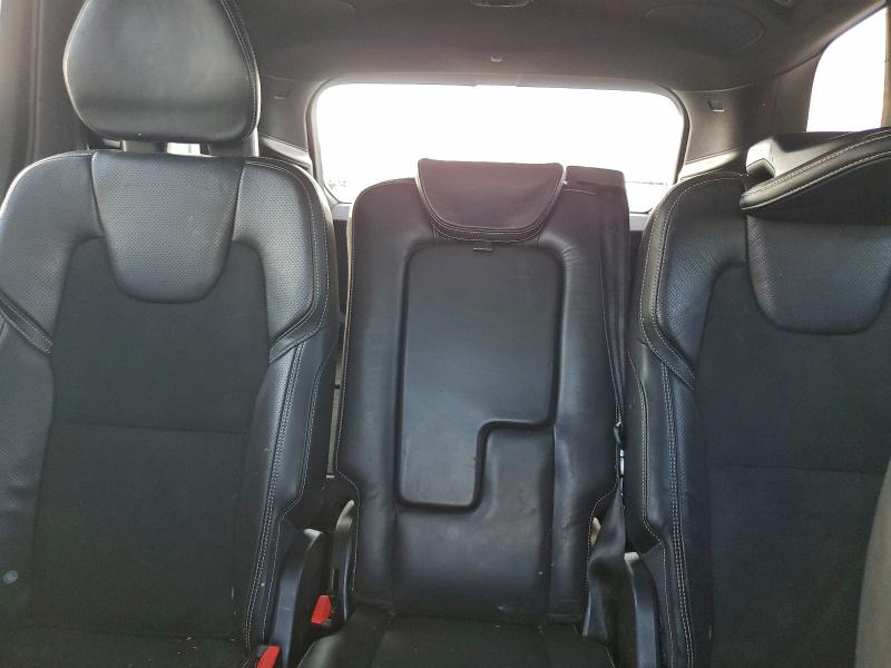 Фото 10 - VOLVO XC90