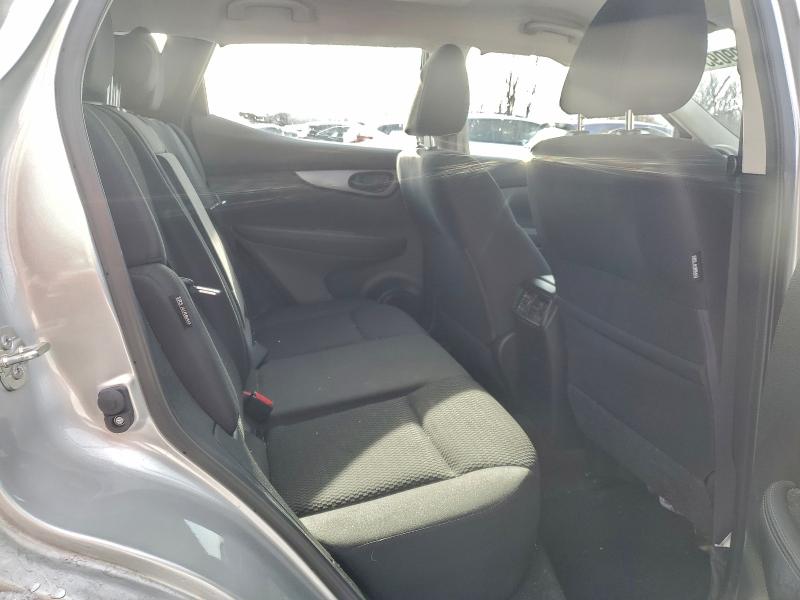 Фото 11 - NISSAN ROGUE