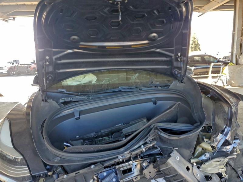 Фото 11 - TESLA MODEL 3