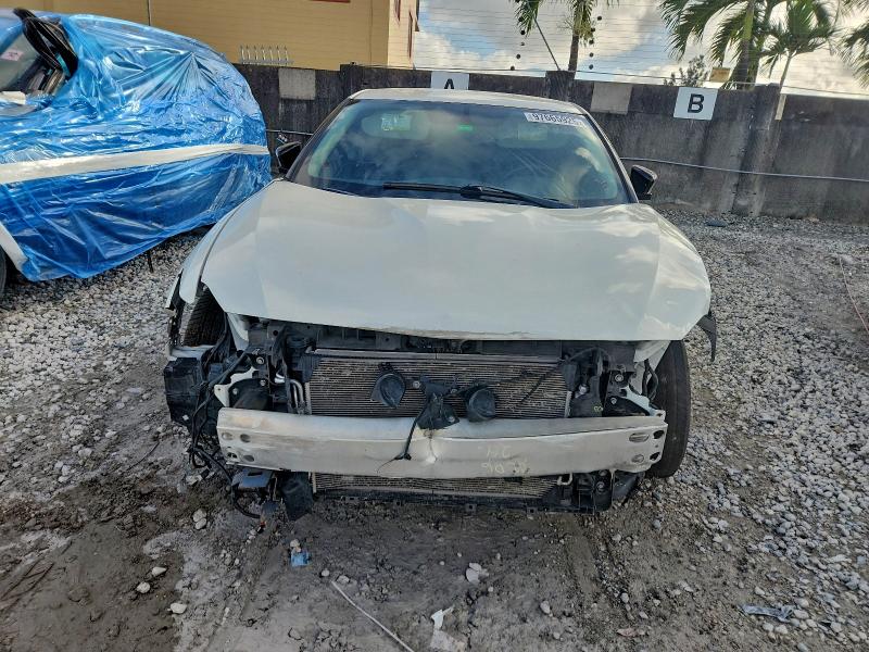 Фото 5 - NISSAN MAXIMA