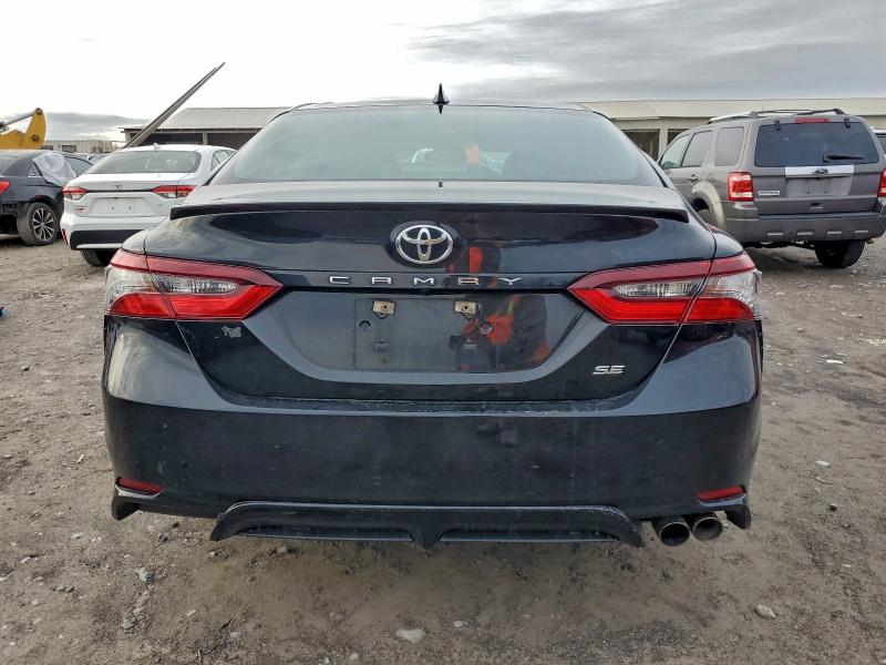 Фото 6 - TOYOTA CAMRY