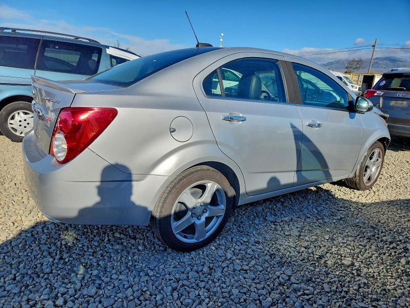 Фото 3 - CHEVROLET SONIC