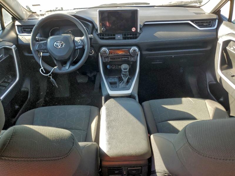 Фото 8 - TOYOTA RAV4