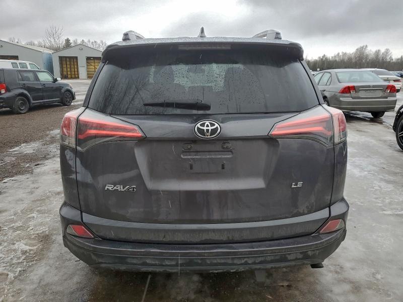 Фото 6 - TOYOTA RAV4