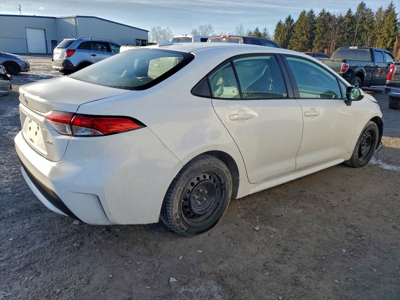 Фото 3 - TOYOTA COROLLA