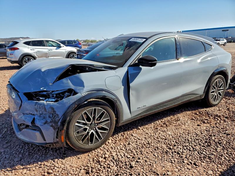 Фото 1 - FORD MUSTANG
