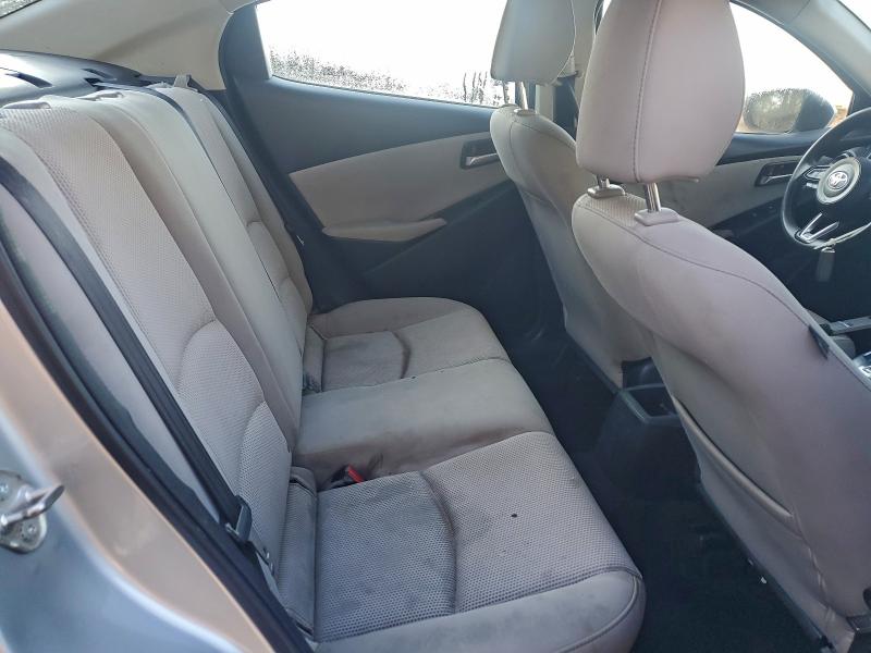 Фото 10 - TOYOTA YARIS