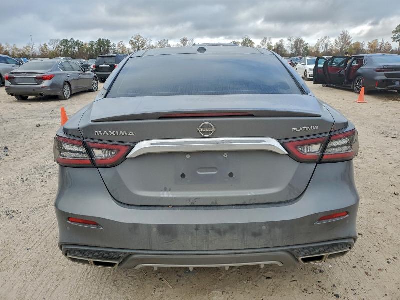 Фото 6 - NISSAN MAXIMA