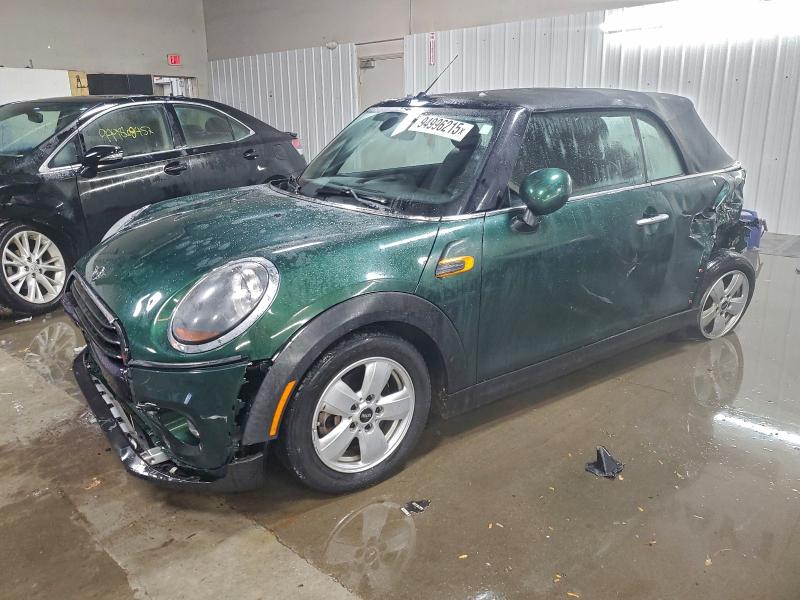 Фото 1 - MINI COOPER