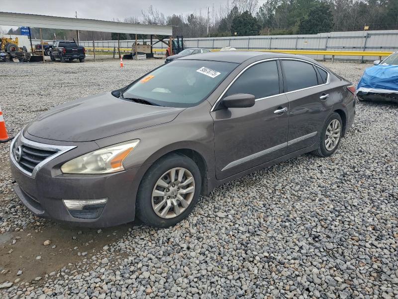 Фото 1 - NISSAN ALTIMA