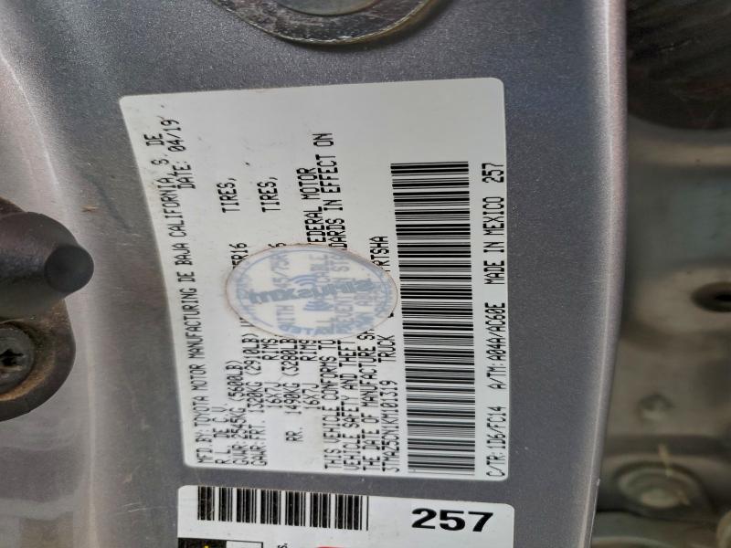 Фото 13 - TOYOTA TACOMA