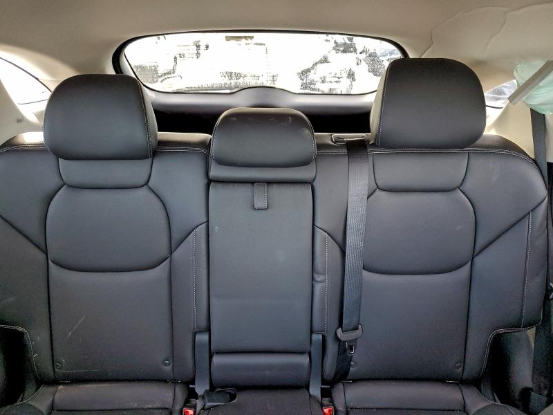 GENESIS GV70 BASE 2025 VIN KMUMADTB1SU180200