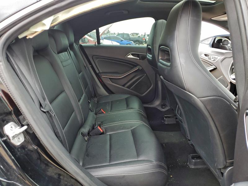 Фото 10 - MERCEDES-BENZ CLA-CLASS