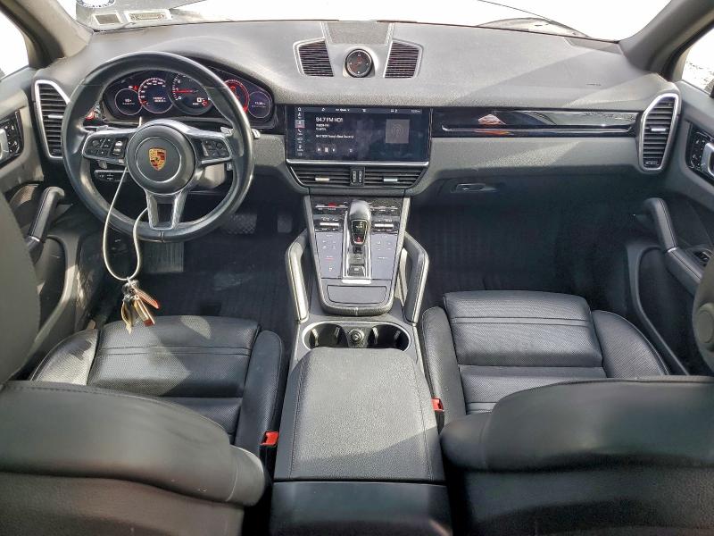 Фото 8 - PORSCHE CAYENNE