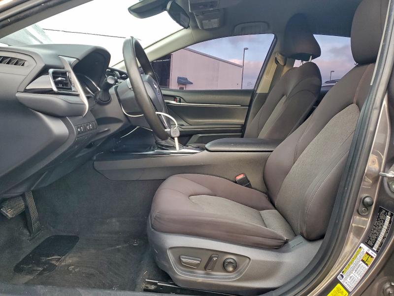 Фото 7 - TOYOTA CAMRY