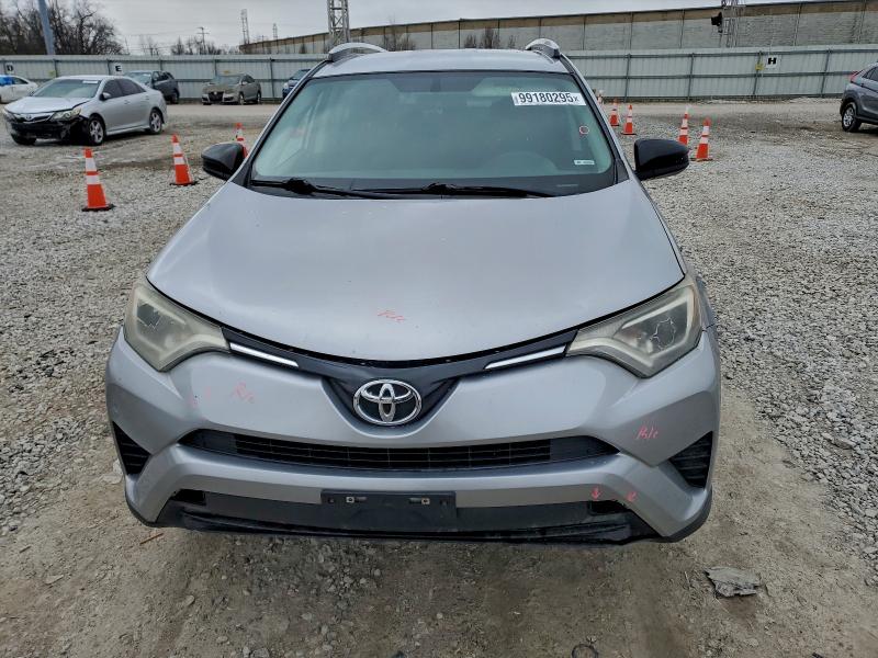 Фото 5 - TOYOTA RAV4