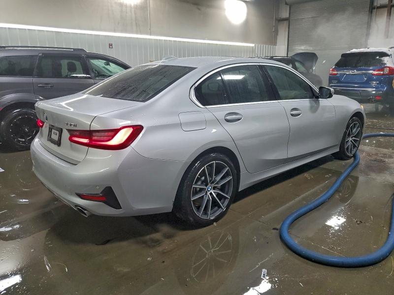 Фото 3 - BMW 3 SERIES