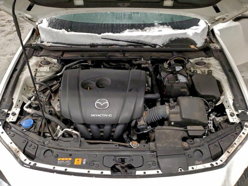 Фото 11 - MAZDA 3