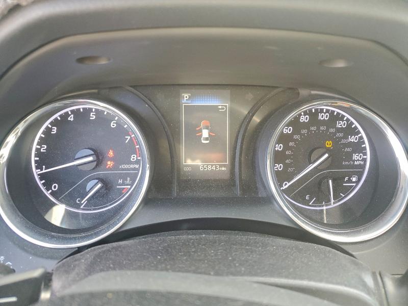 Фото 9 - TOYOTA CAMRY