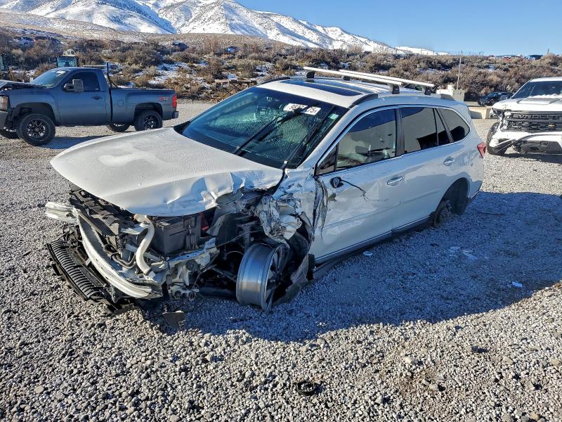 Фото 1 - SUBARU OUTBACK