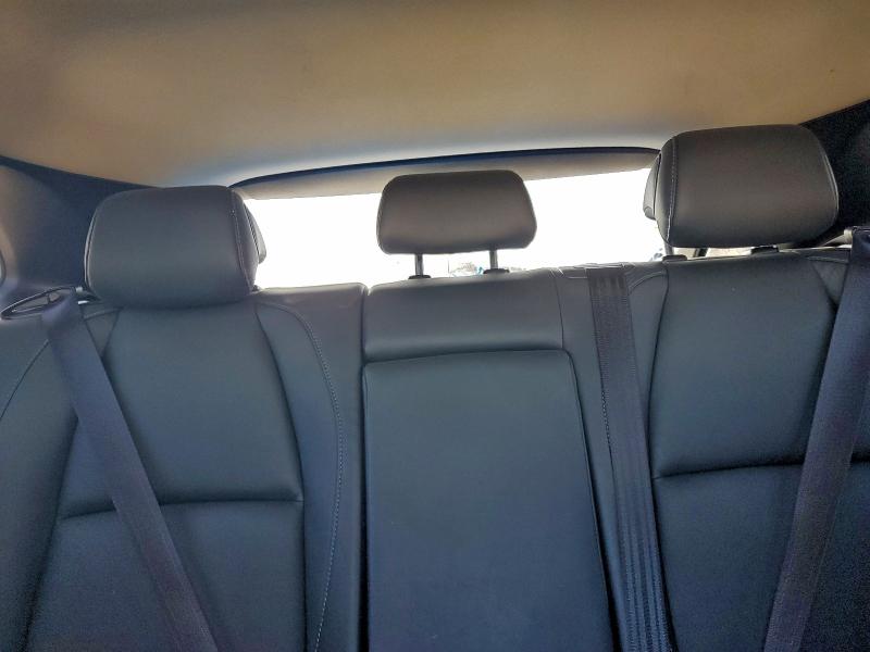 Фото 10 - MAZDA CX30