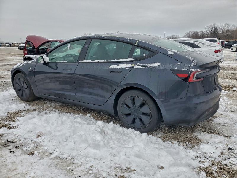 Фото 2 - TESLA MODEL 3