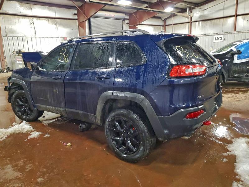 Фото 2 - JEEP CHEROKEE