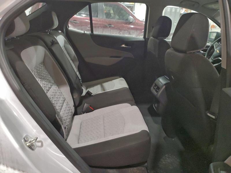 Фото 10 - CHEVROLET EQUINOX