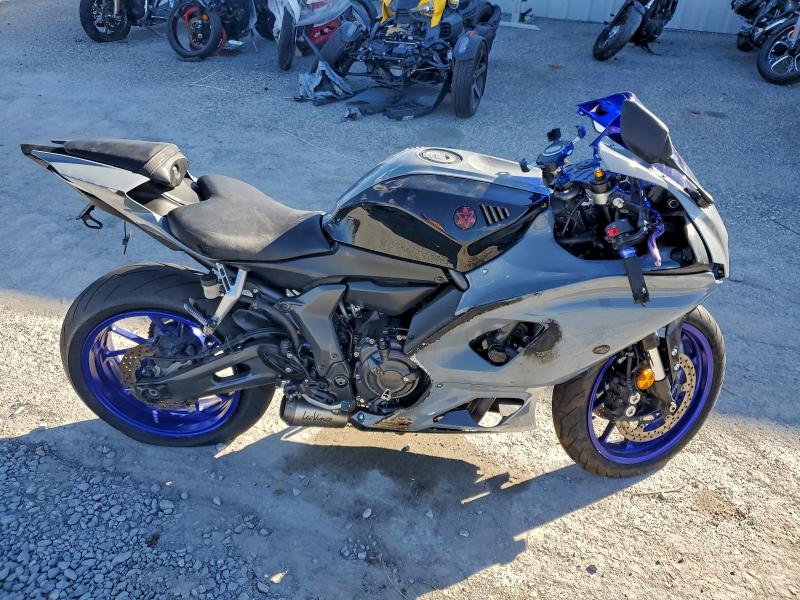 YAMAHA YZFR7 2023