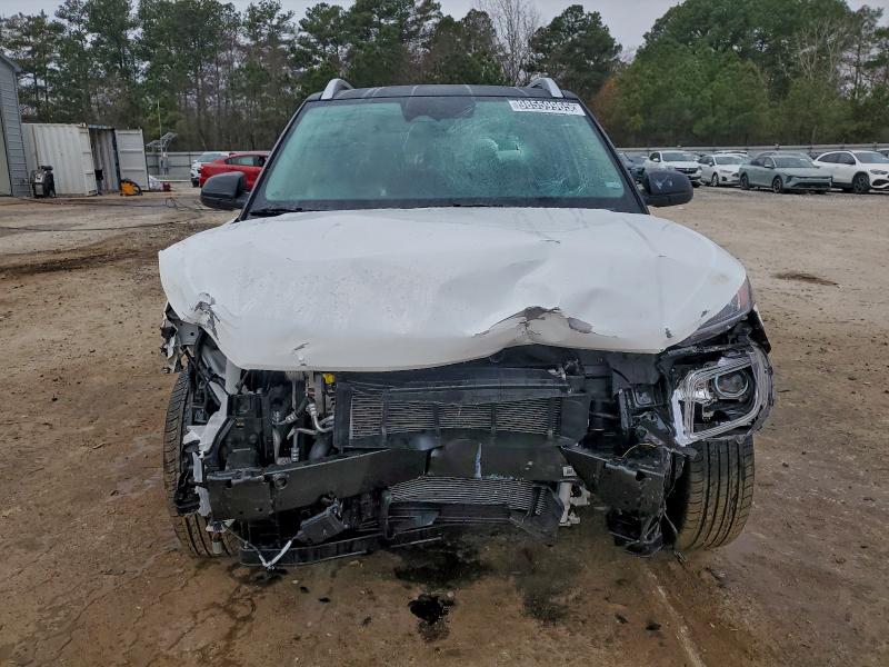 Фото 5 - HYUNDAI VENUE